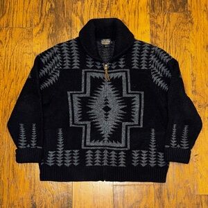 Pendleton Black and Gray Zip Up Sweater